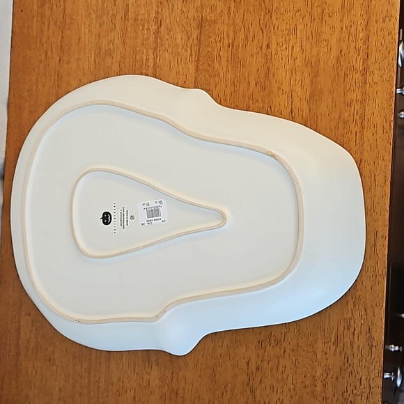 Final Reduction: Pottery Barn Figural Skull Stoneware Condiment Server - Picture 5 of 14